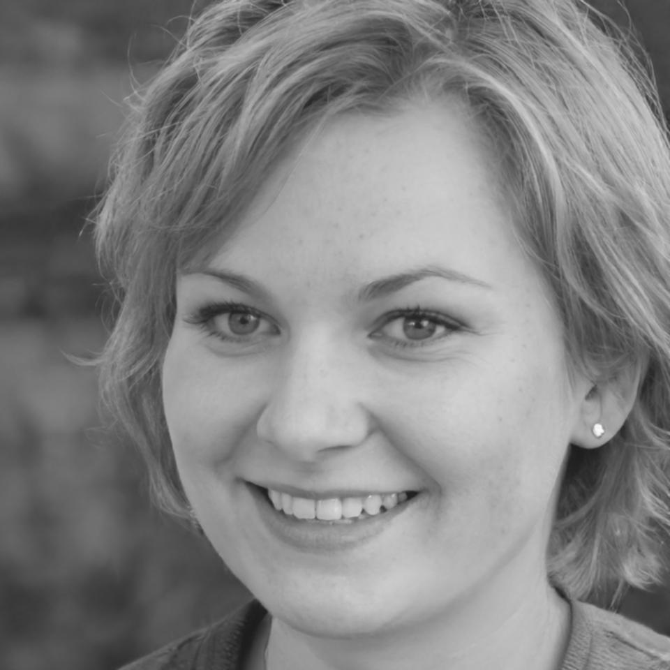 Siriporn Kittikul, Lead Financial Analyst