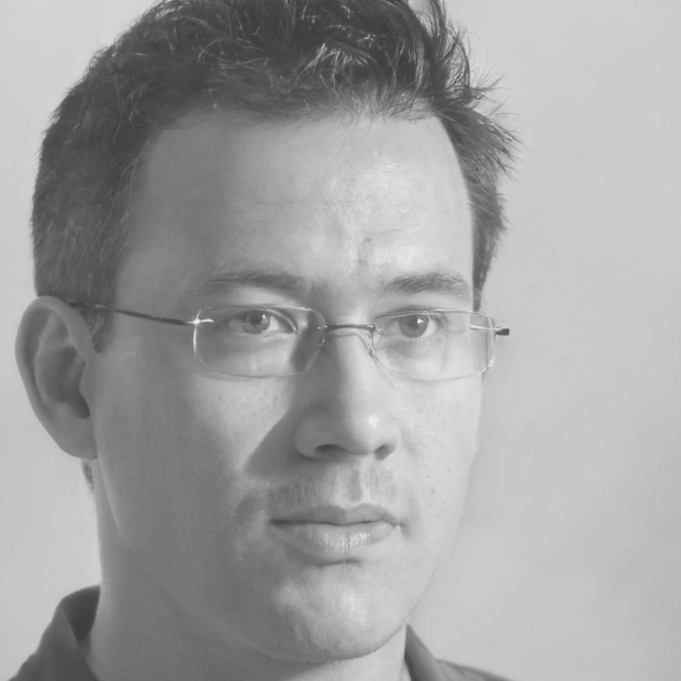 Portrait of Damian Veldkamp, financial planning specialist